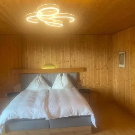 Maximilian アパート *