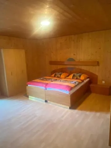 Maximilian شقة غامليتز